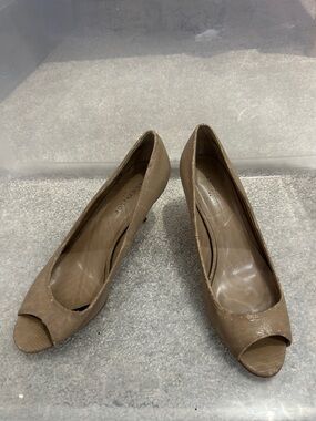 Ann Taylor Taupe Peep-Toe Heels